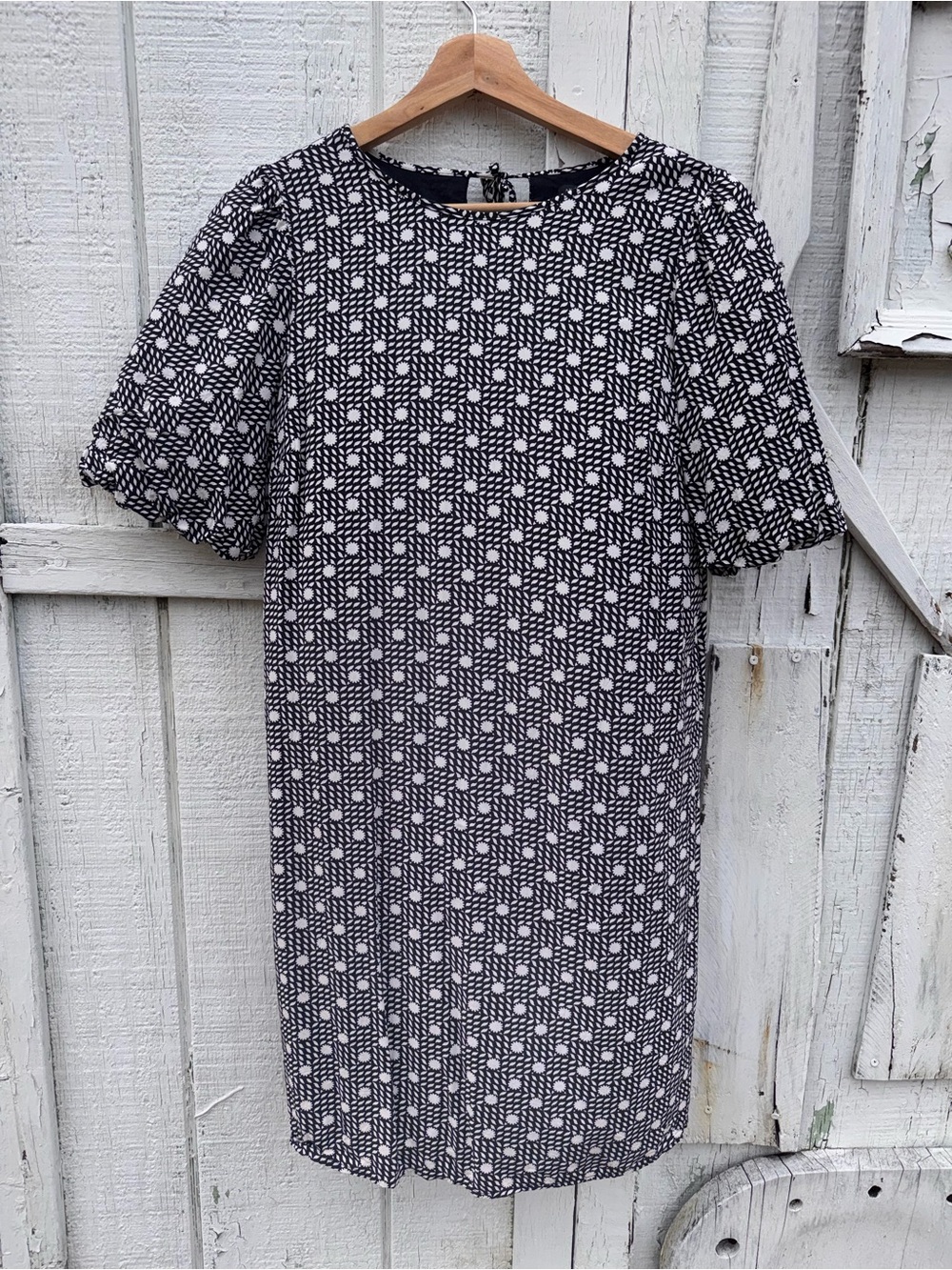 Ann Taylor Black and White Printed Shift Dress